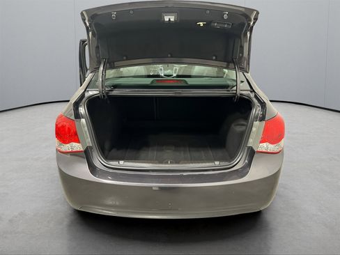 Used 2015 Chevrolet Cruze LT image 27