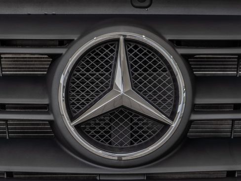 Used 2025 Mercedes-Benz Sprinter 2500 image 5
