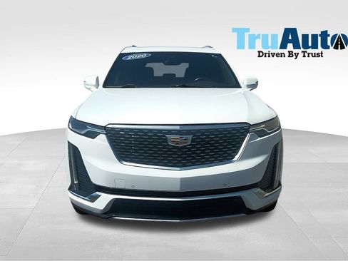 Used 2020 Cadillac XT6 Premium Luxury FWD image 2