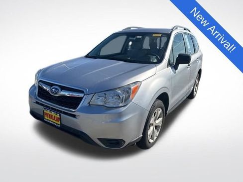Used 2015 Subaru Forester 2.5i w/ Alloy Wheel Package image 3