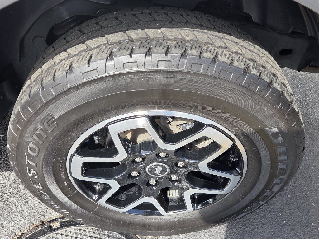Used 2022 Ford Bronco Outer Banks AWD/4WD image 15
