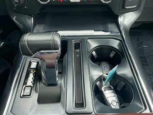 Used 2022 Ford F150 Lariat w/ Equipment Group 502A High image 16