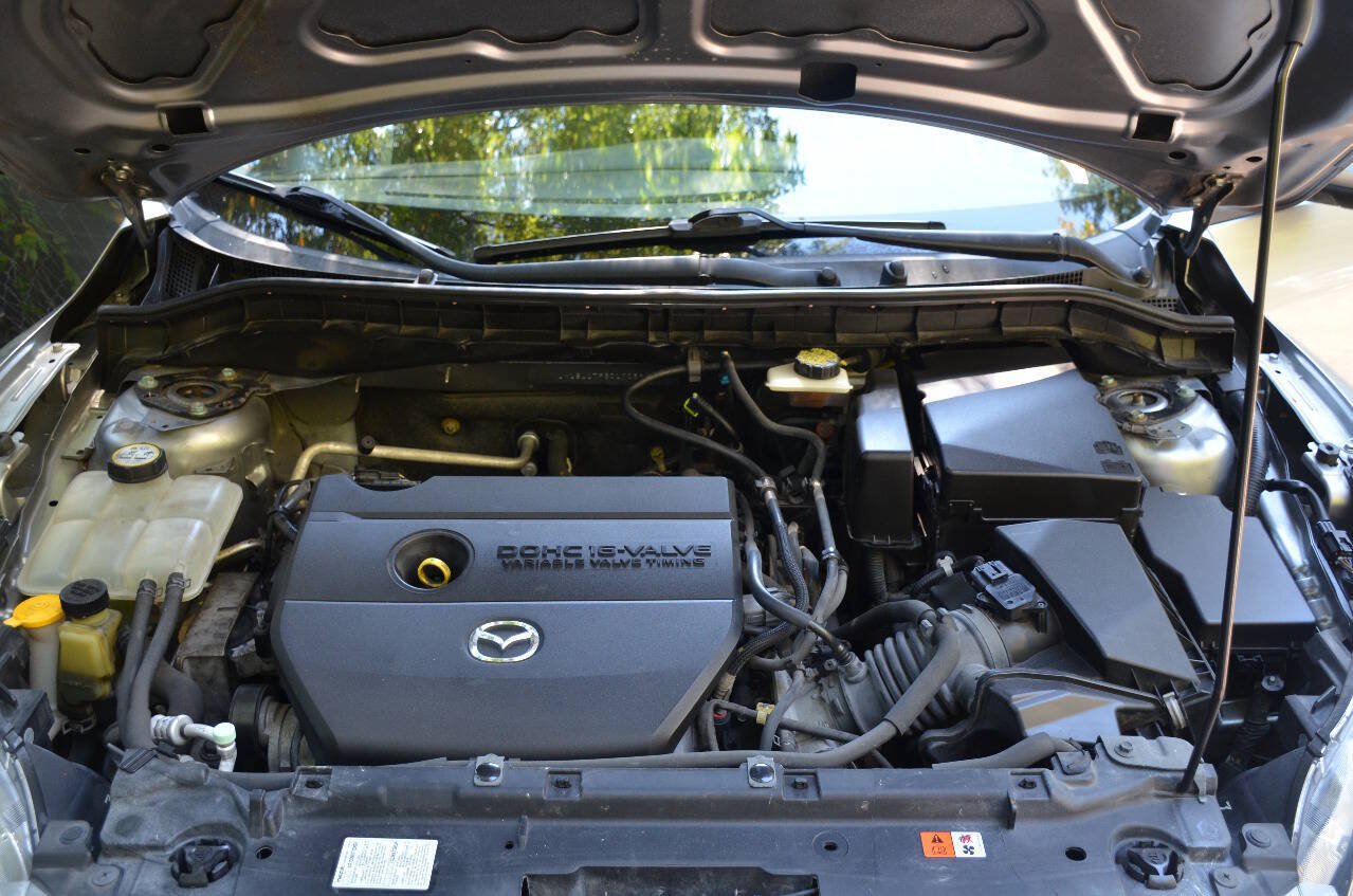 Used 2013 MAZDA MAZDA3 i SV FWD image 12