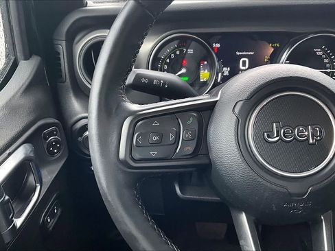 Used 2023 Jeep Wrangler Unlimited w/ Cold Weather Group AWD/4WD image 25