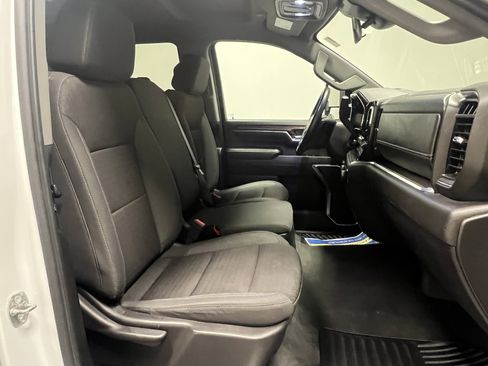 Used 2024 Chevrolet Silverado 2500 LT image 15