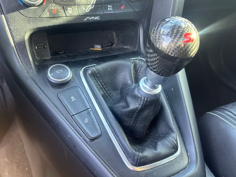 Used 2017 Ford Focus ST w/ Equipment Group 402A image 22