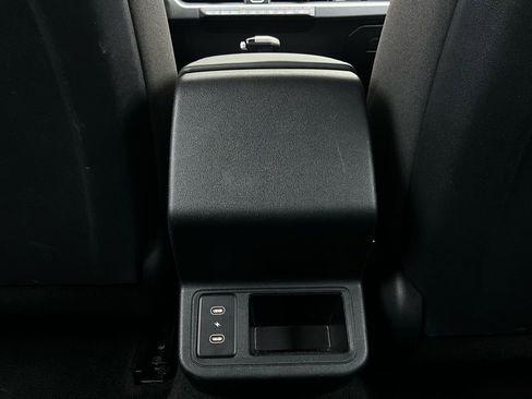 Used 2025 Kia K4 LXS image 12