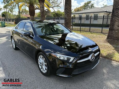 Used 2019 Mercedes-Benz A 220 image 4