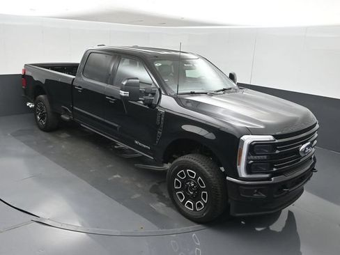 Used 2026 Ford F250 Platinum AWD/4WD image 35