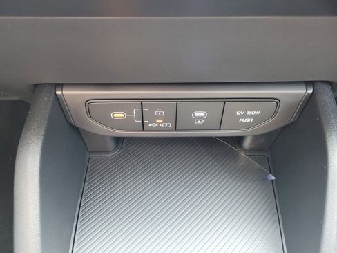 New 2026 Kia K4 LXS image 32