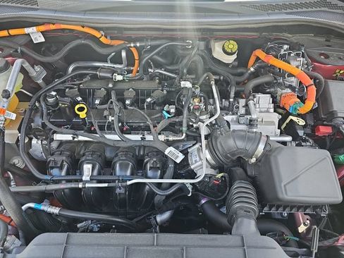 Used 2023 Ford Escape Platinum w/ Premium Technology Package AWD/4WD image 33