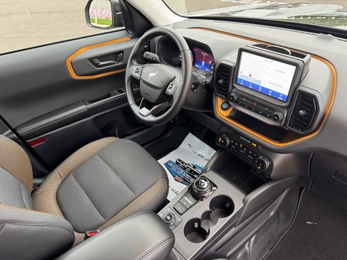 Used 2023 Ford Bronco Sport Badlands image 15