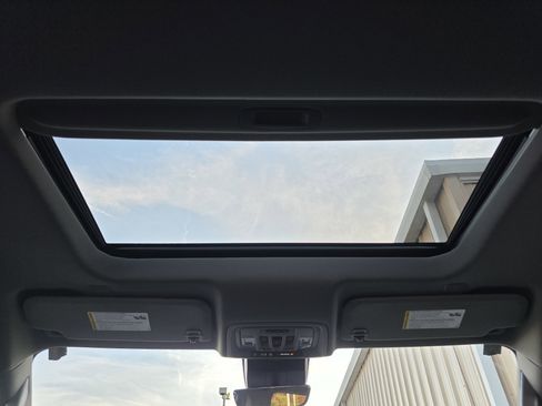 Used 2023 GMC Sierra 1500 Denali w/ Denali Reserve Package image 13