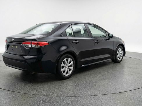 Used 2025 Toyota Corolla LE FWD image 9