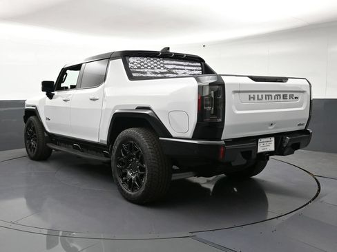 Certified 2025 GMC Hummer EV 2X AWD/4WD image 3