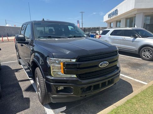 Used 2019 Ford F150 Lariat image 2