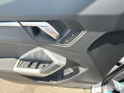 Used 2023 Audi Q3 2.0T Premium Plus AWD/4WD image 23
