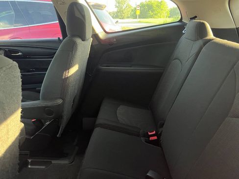 Used 2017 Chevrolet Traverse LT AWD/4WD image 14