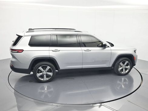Used 2021 Jeep Grand Cherokee L Limited RWD image 35