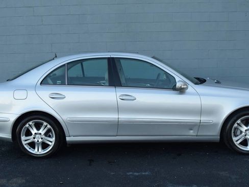 Used 2004 Mercedes-Benz E 500 Sedan image 15