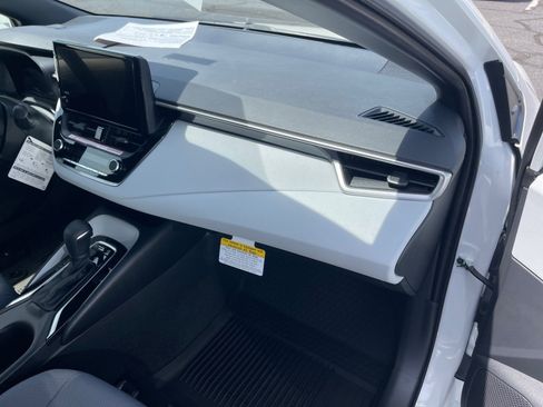 New 2026 Toyota Corolla SE FWD image 18