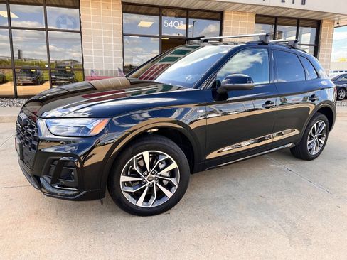 Used 2024 Audi Q5 2.0T Premium AWD/4WD image 2