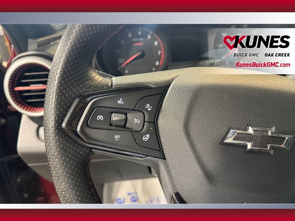 Used 2025 Chevrolet Trax RS FWD image 17