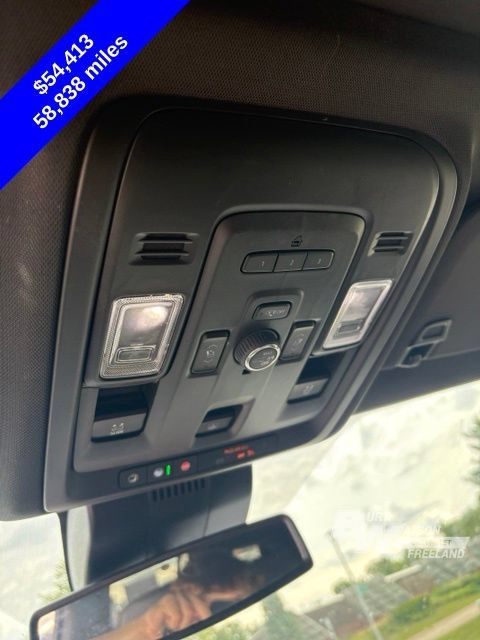 Used 2024 Chevrolet Tahoe RST w/ Luxury Package AWD/4WD image 27
