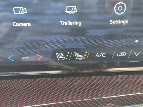 New 2026 Chevrolet Traverse RS image 23