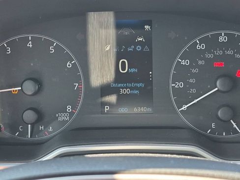 Used 2026 Toyota Corolla SE FWD image 29