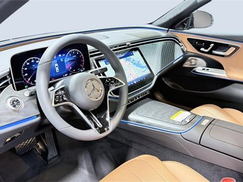 New 2026 Mercedes-Benz E 350 4MATIC Sedan image 5