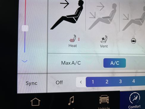 Used 2023 Jeep Compass High Altitude w/ Driver Assist Group I image 21