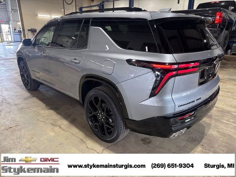 New 2026 Chevrolet Traverse RS w/ LPO, Floor Liner Package image 6