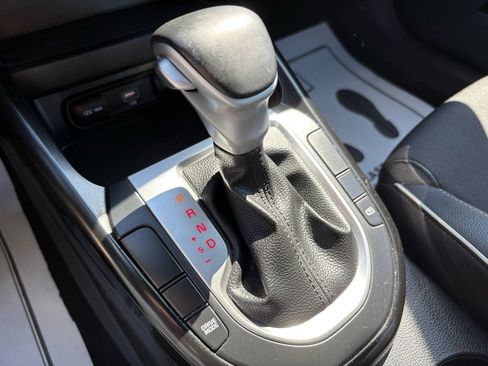Used 2022 Kia Forte GT-Line image 52