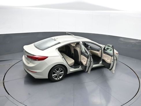 Used 2017 Hyundai Elantra Value Edition w/ Cargo Package image 44