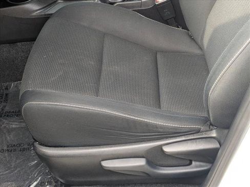 Used 2017 Toyota RAV4 XLE image 7