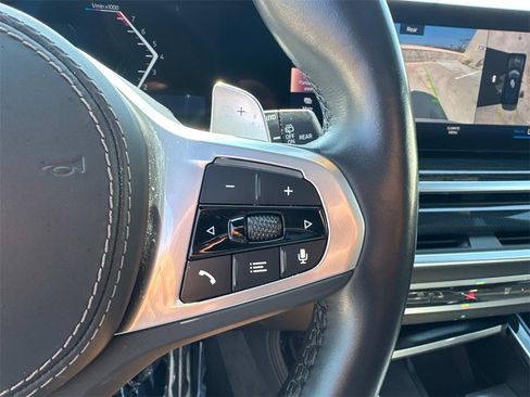 Used 2023 BMW X7 xDrive40i w/ M Sport Package image 22