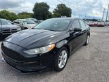 Used 2018 Ford Fusion SE w/ Fusion SE Technology Package image 3