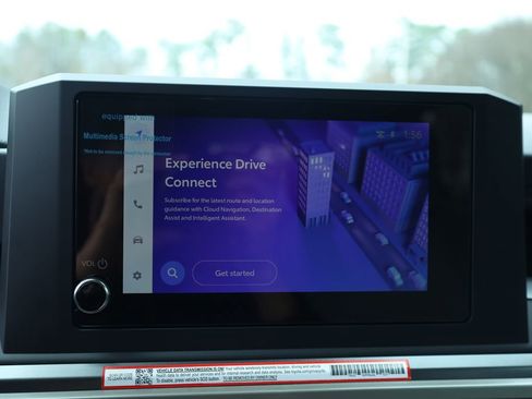 Used 2025 Toyota Tacoma SR5 image 7