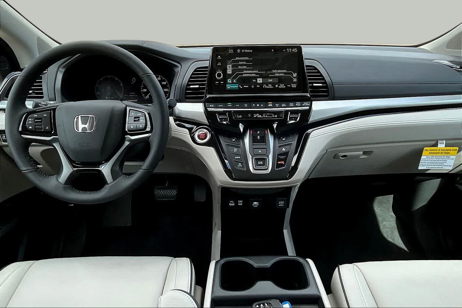 New 2026 Honda Odyssey Touring image 5