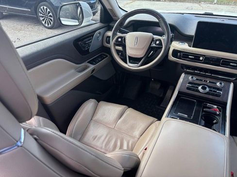 Used 2022 Lincoln Aviator Reserve w/ Equipment Group 201A image 14
