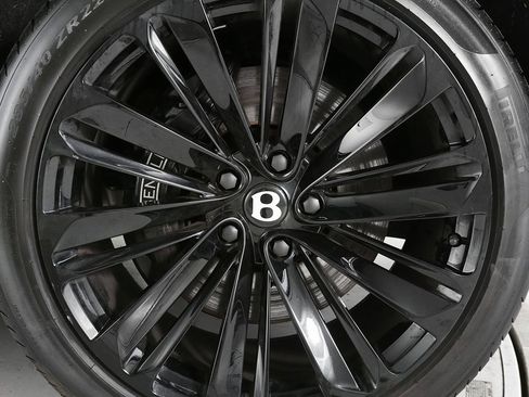 Used 2023 Bentley Bentayga Speed image 6