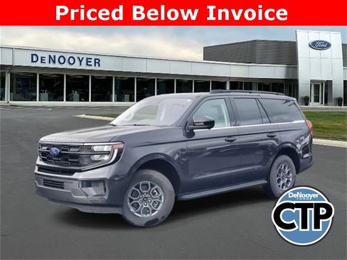 New 2025 Ford Expedition Active image 1