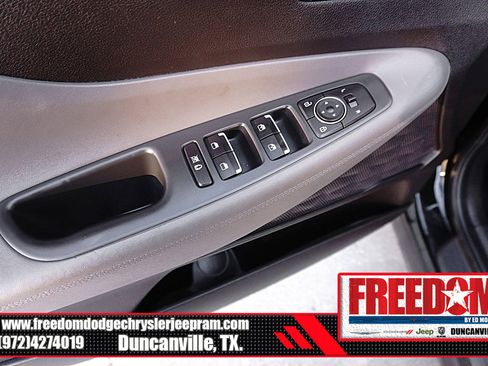 Used 2020 Hyundai Santa Fe SEL image 38