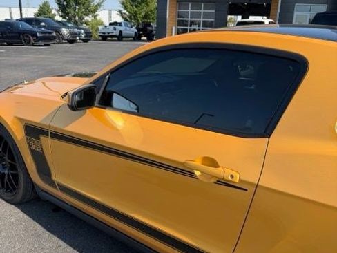 Used 2012 Ford Mustang Boss 302 w/ Boss 302 Accessory Pkg RWD image 7