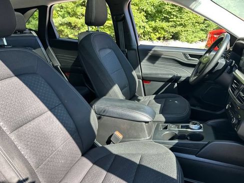 Used 2024 Ford Escape Active w/ Tech Pack #1 AWD/4WD image 19