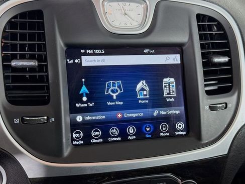 Used 2023 Chrysler 300 Touring L w/ Popular Equipment Group image 37