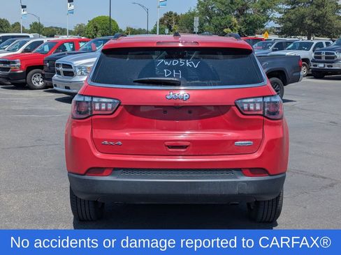 Used 2024 Jeep Compass Latitude AWD/4WD image 4