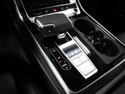 New 2026 Audi RS Q8 performance image 27