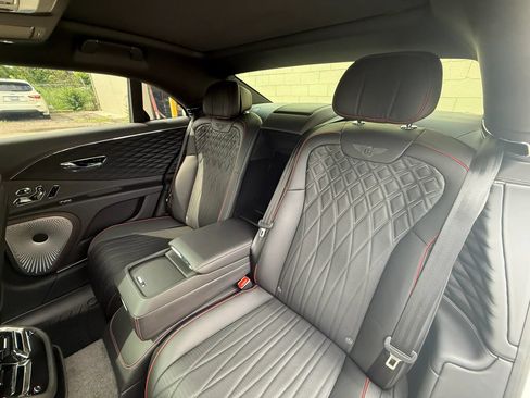 Used 2021 Bentley Flying Spur W12 AWD/4WD image 77